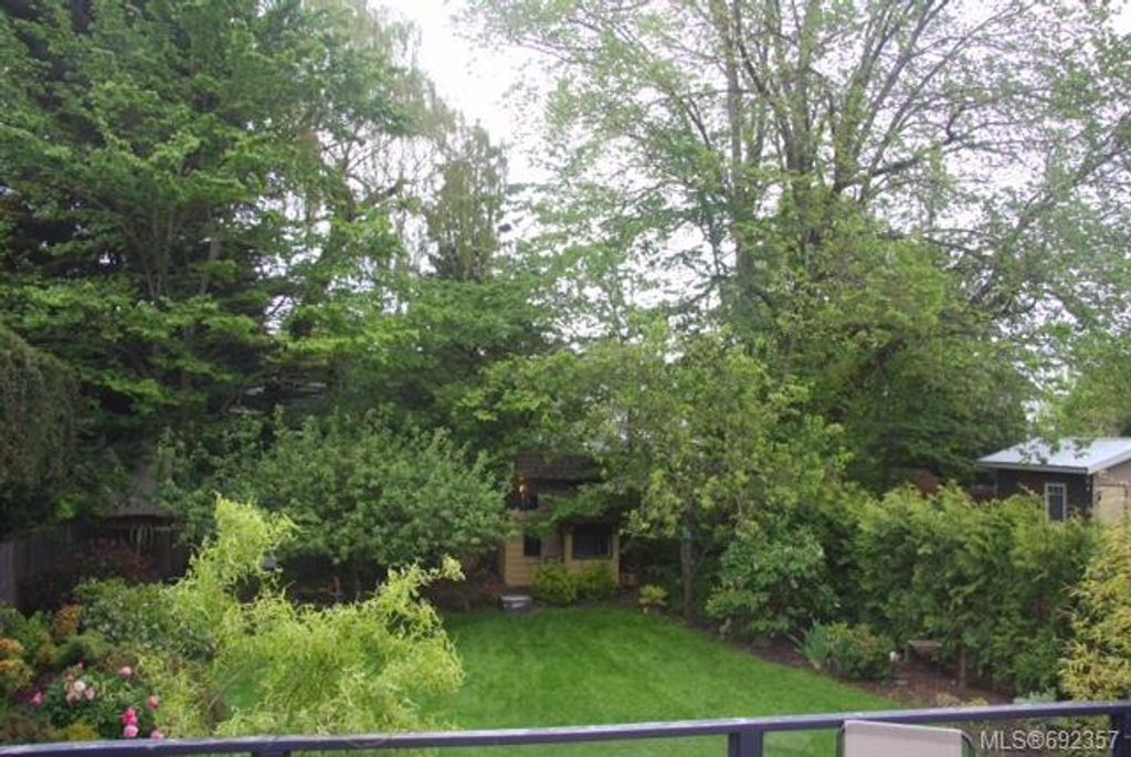 listing image 16042962173394242296