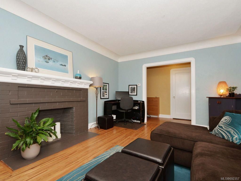 listing image 16045607355599861114