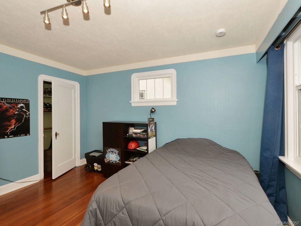 listing image 16046739635032800910