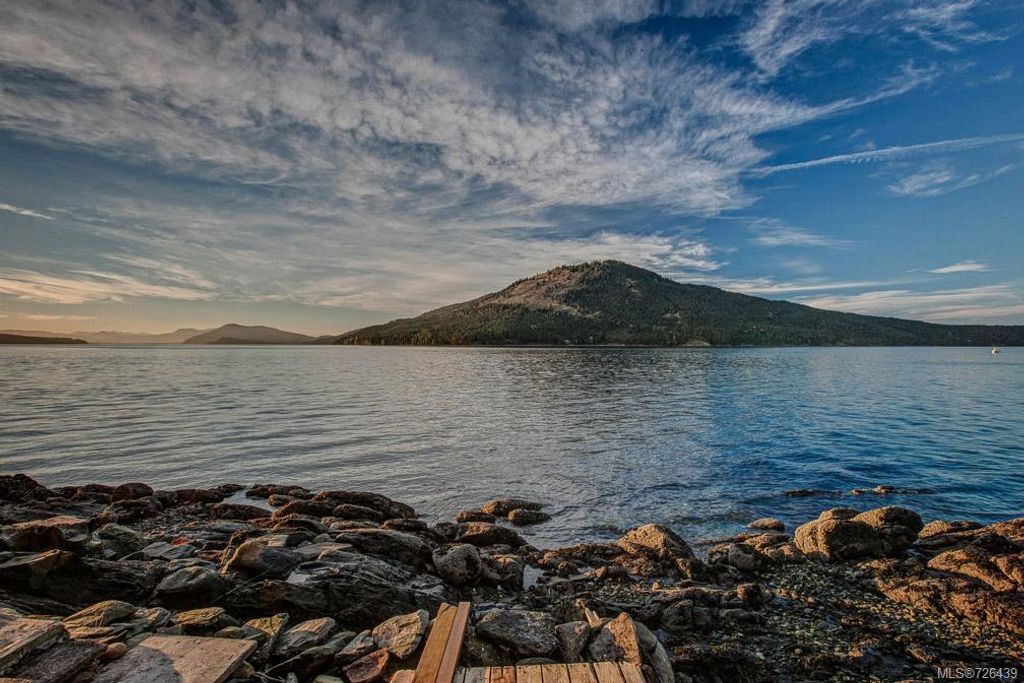 listing image 16048982430484316881