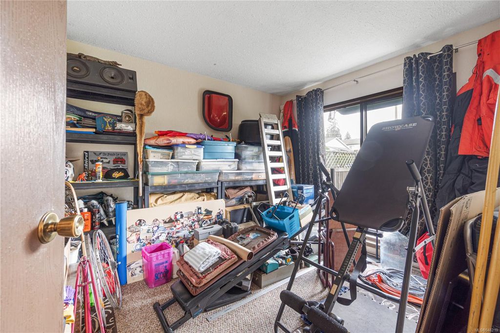 listing image 16043129446059471032