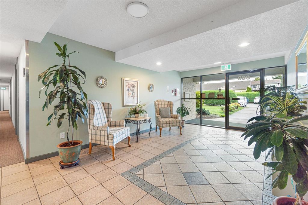 listing image 16040484114549959034