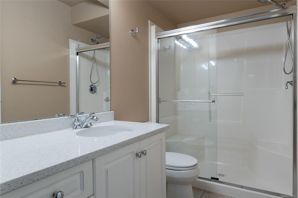 listing image 16046859530356527600