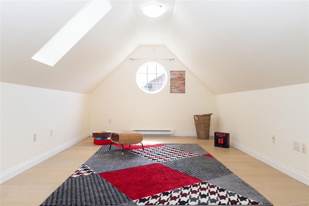 listing image 16044895203743558510