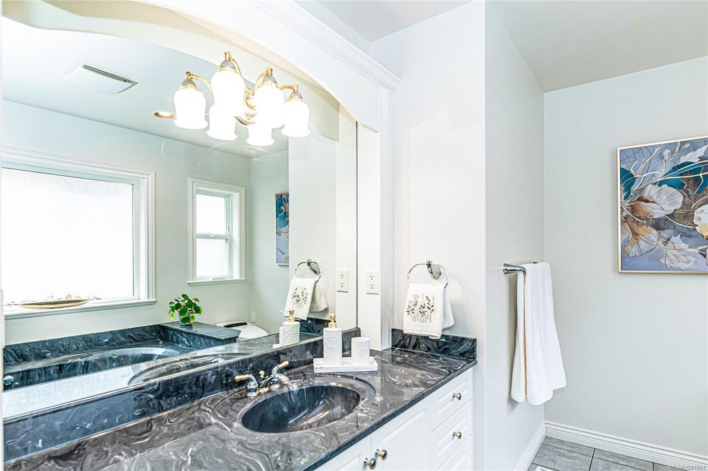 listing image 16044807508515214142