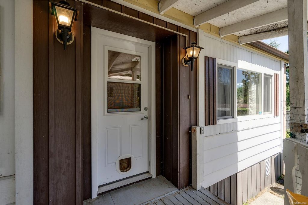 listing image 16047674931345289386