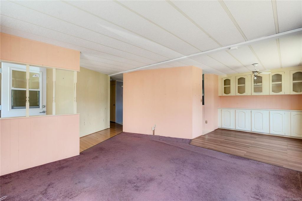 listing image 16046201584011688784