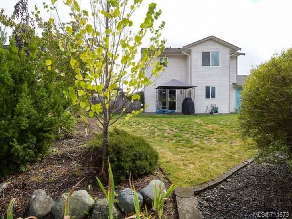 listing image 16048698340475089914