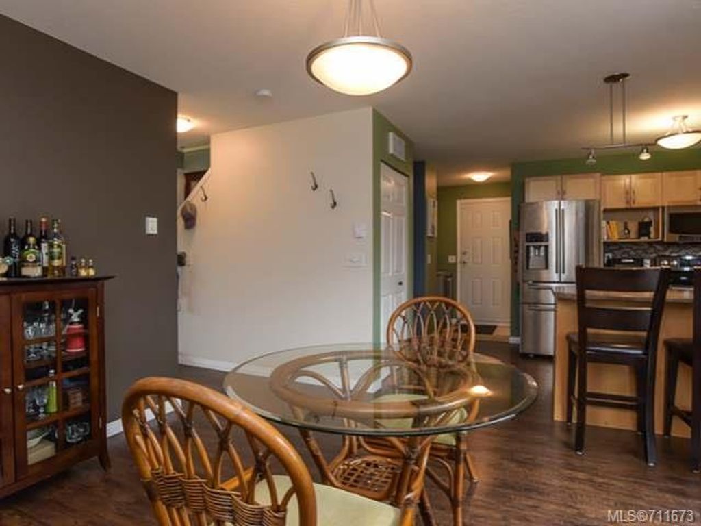 listing image 16047422040578529663