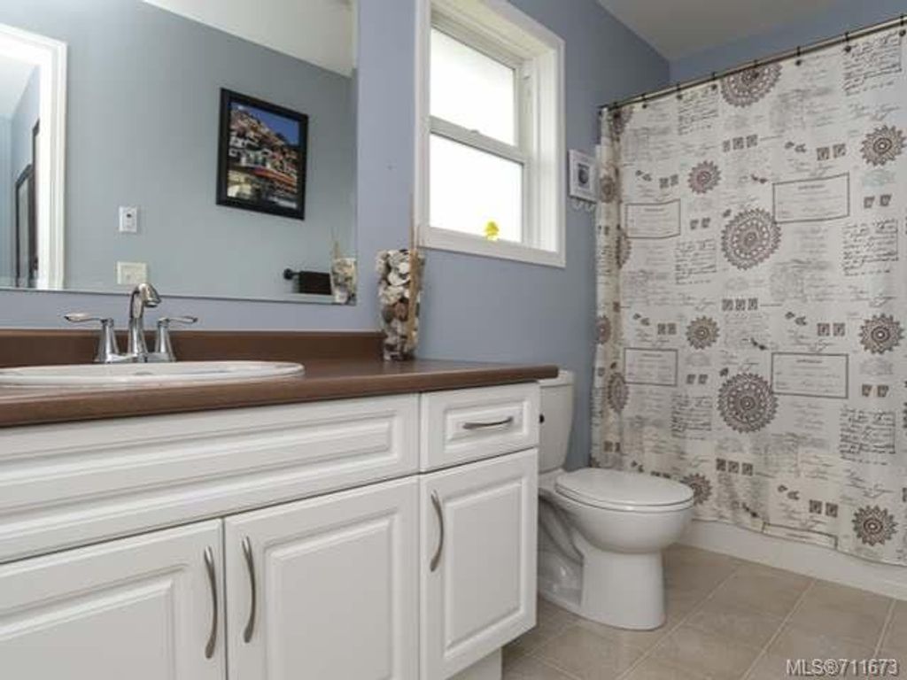 listing image 16047485387057608401