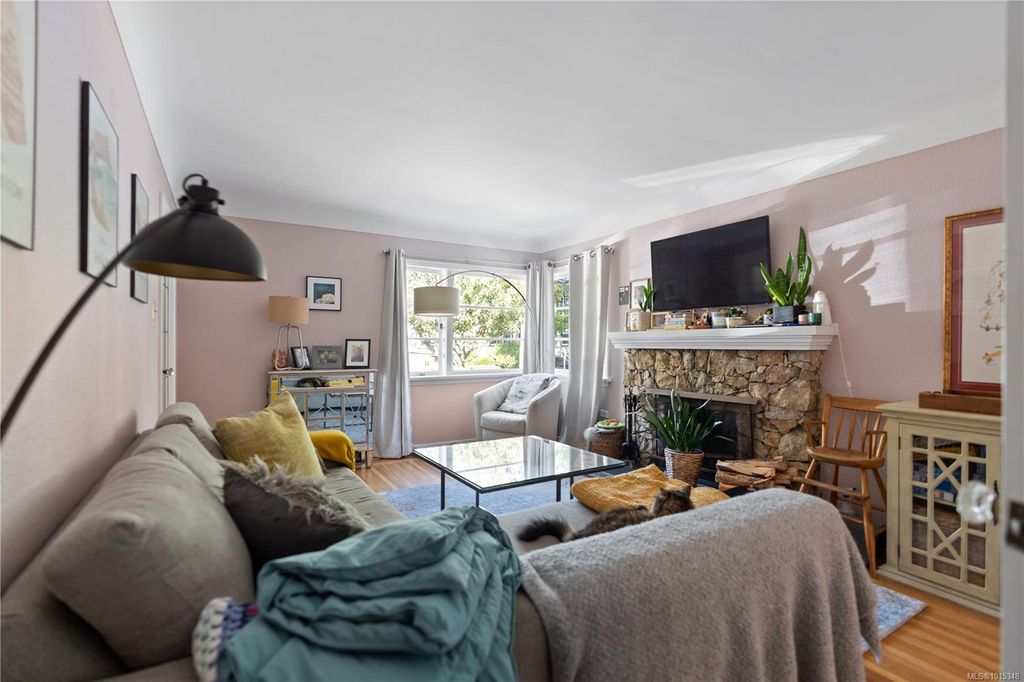 listing image 16044861002295027063