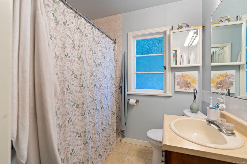 listing image 16045130964082054770
