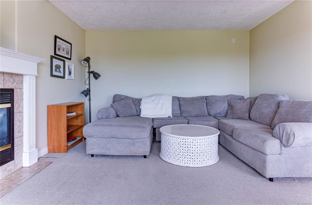 listing image 16042254276319244117