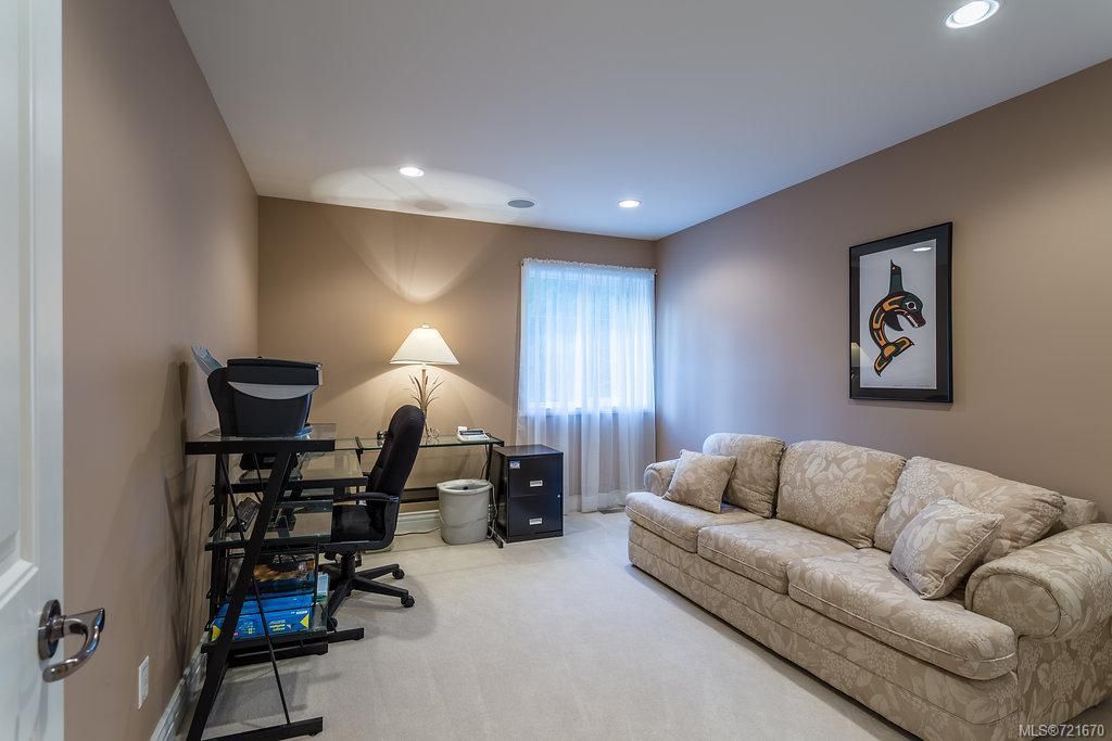 listing image 16041421081377804098