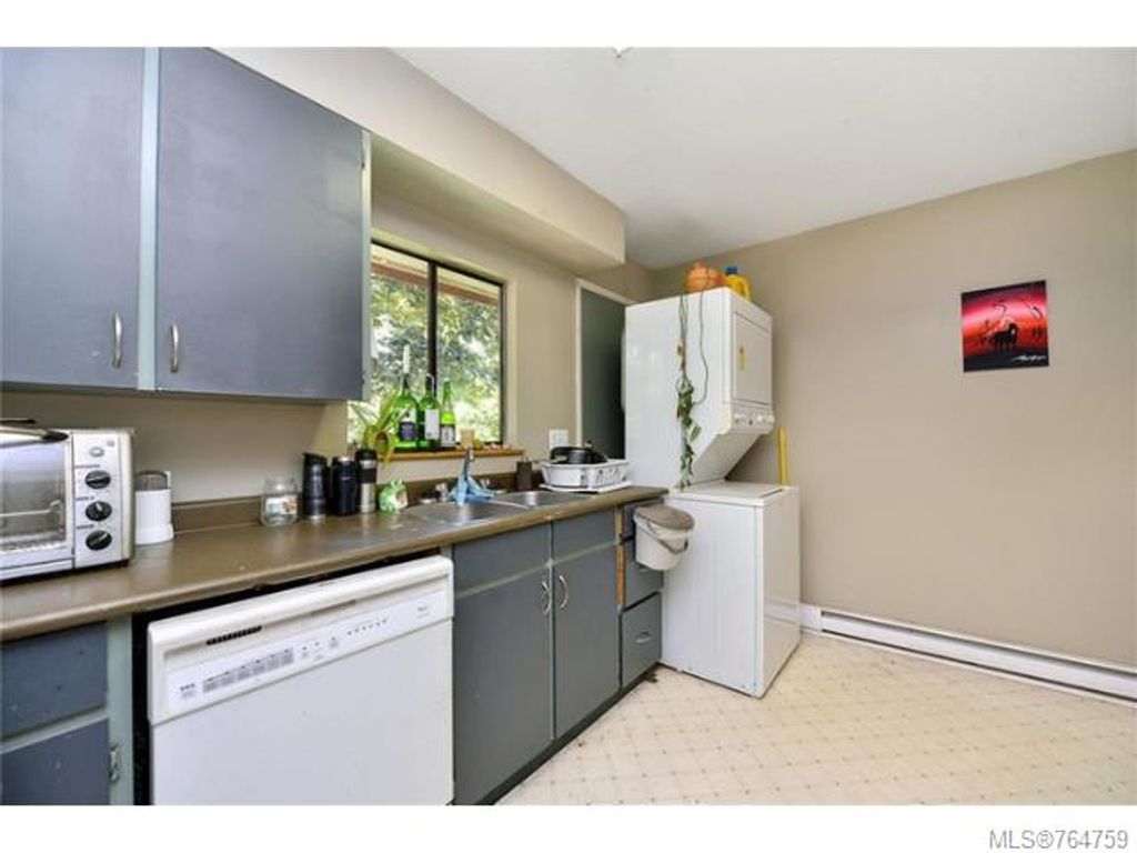 listing image 16045829747256097678