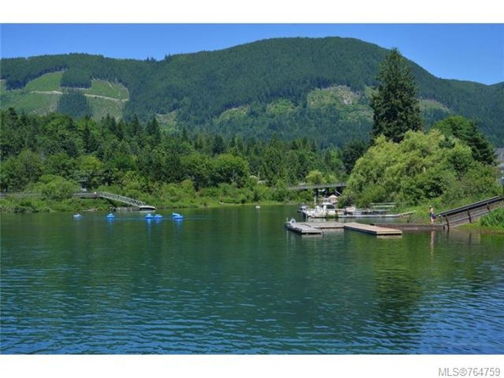 listing image 16043540060570421765