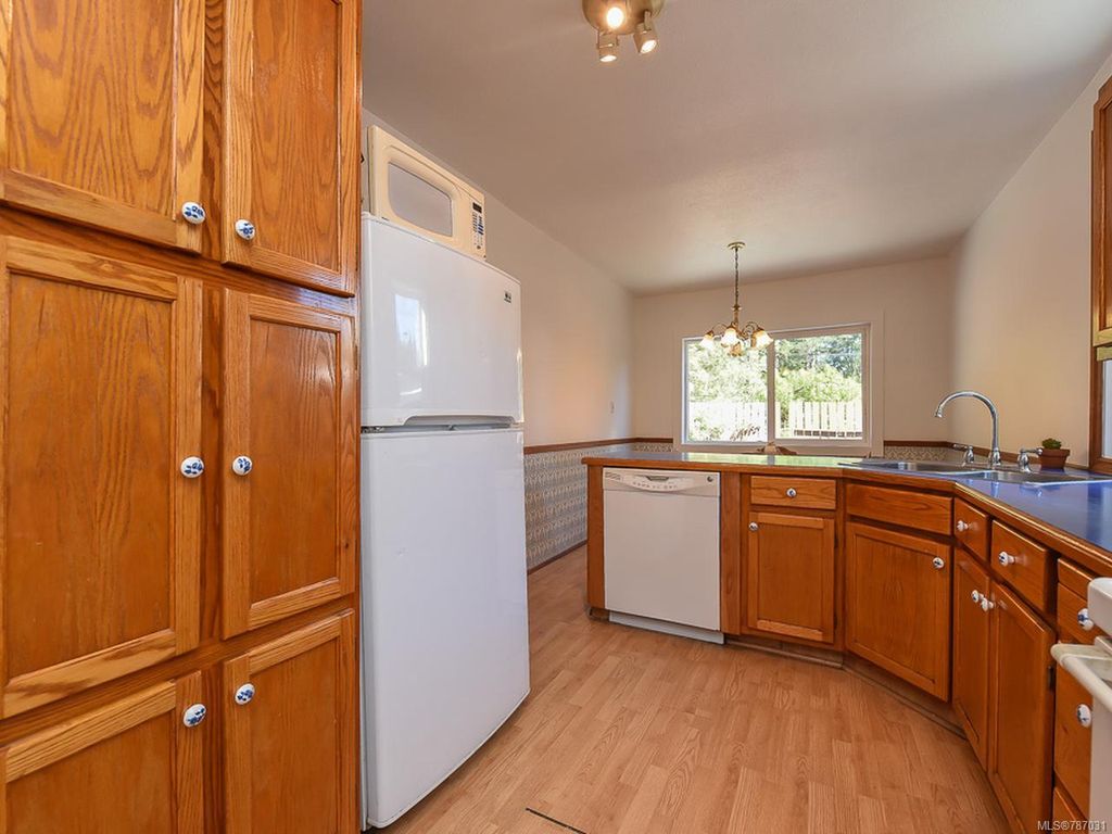 listing image 16046769147109359250