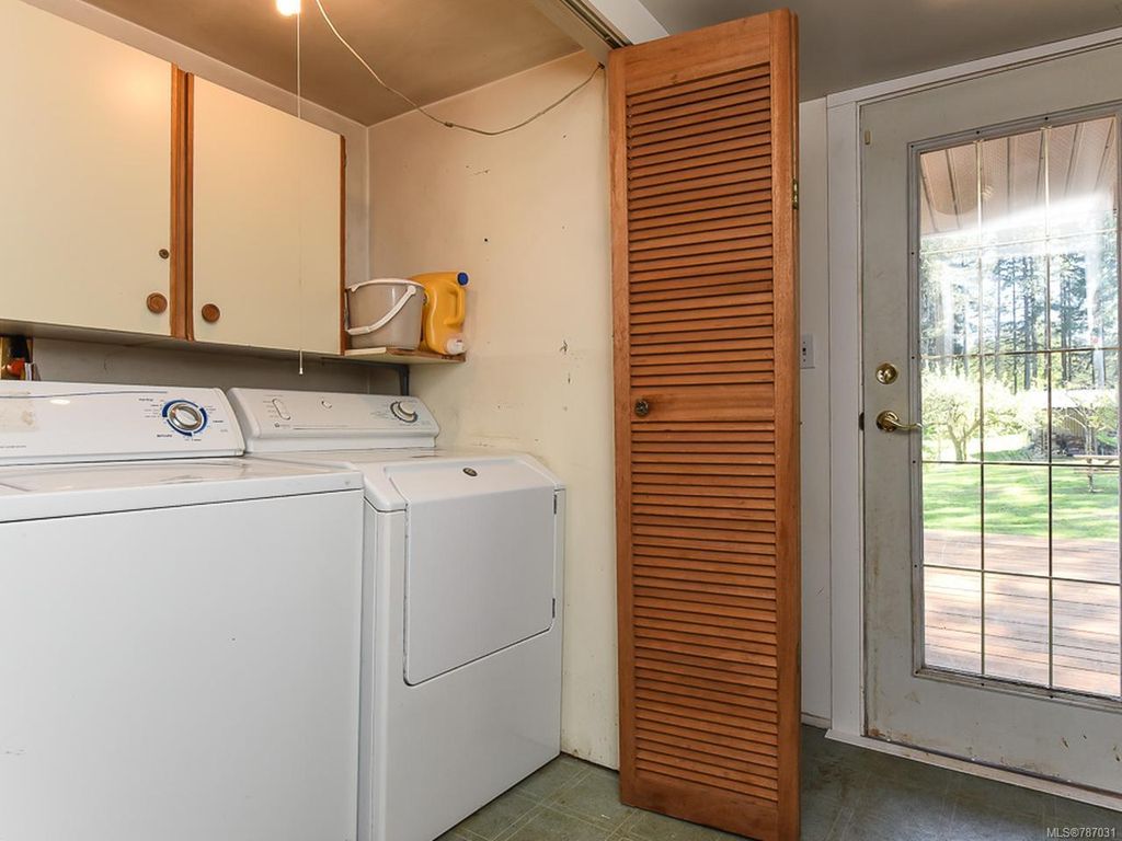 listing image 16041070629057663998