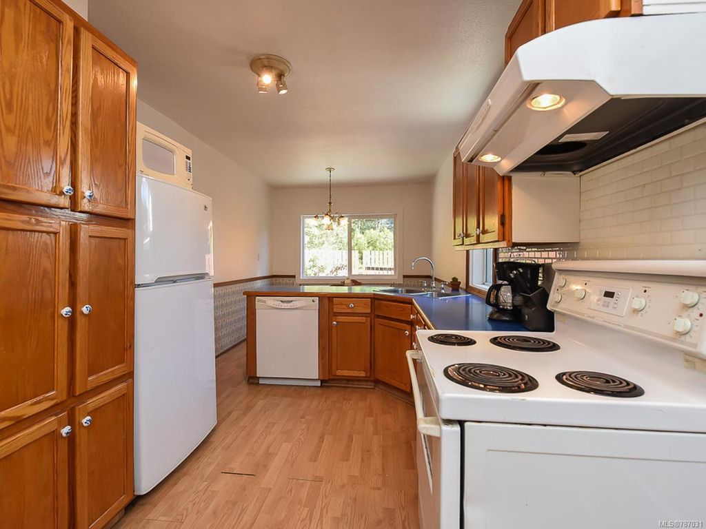 listing image 16047208031649176569