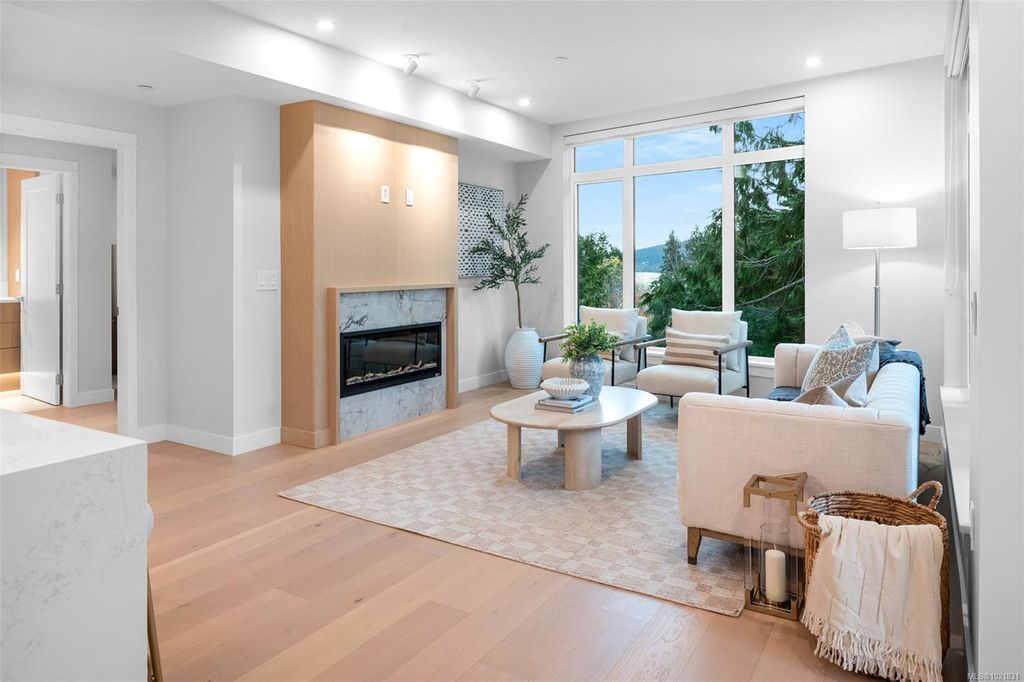 listing image 16042118243601007684