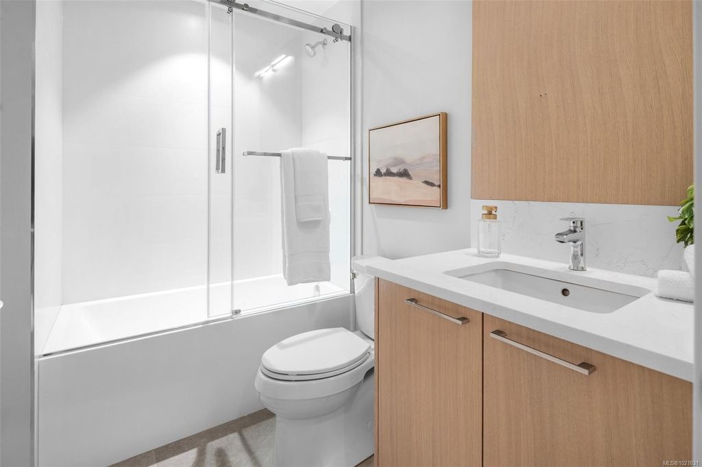 listing image 16049879268376715004