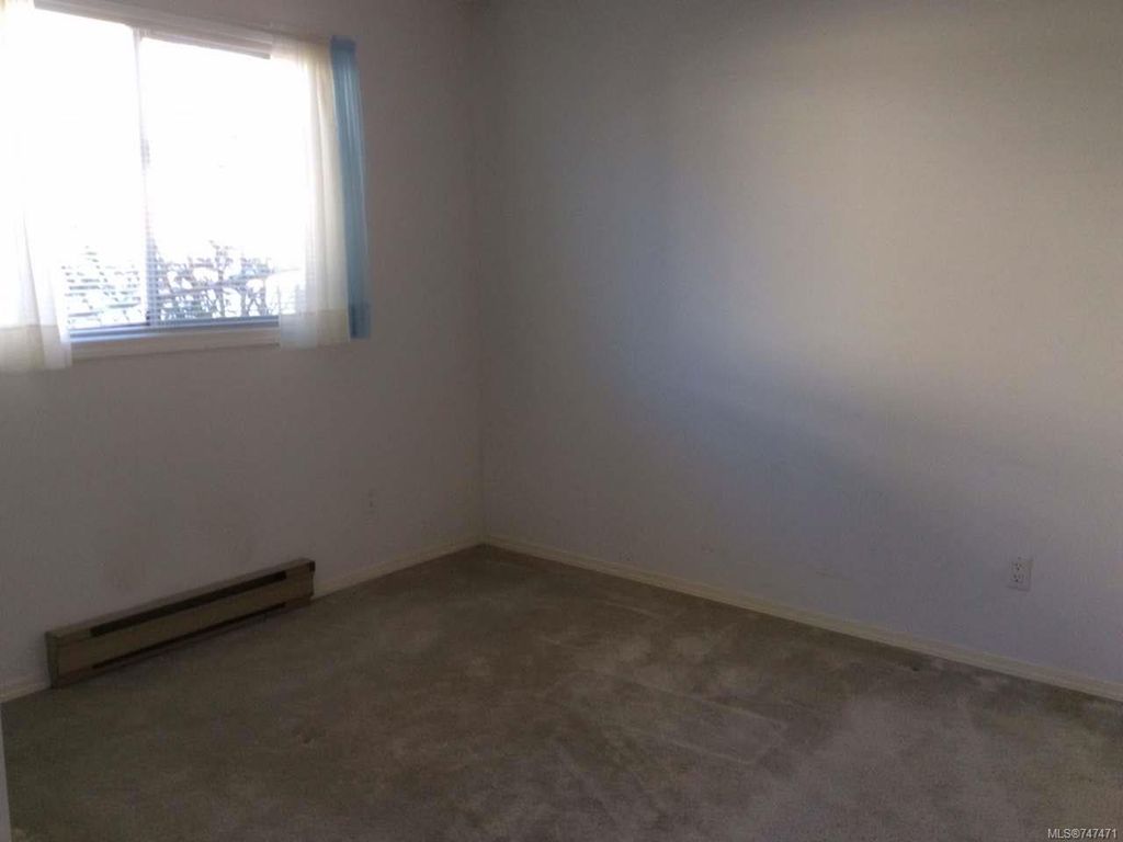 listing image 16041721475467141964