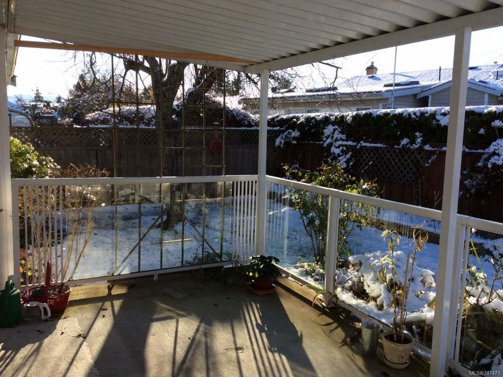 listing image 16044191991111742485