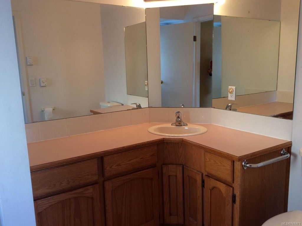 listing image 16044751138368800231