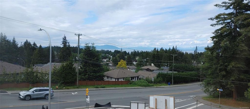 listing image 16049612595738559596