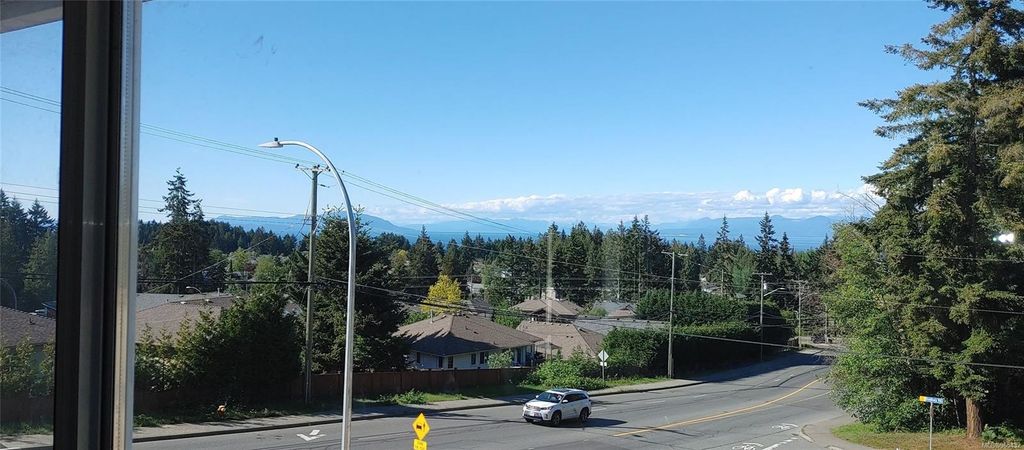 listing image 16043649127532454528