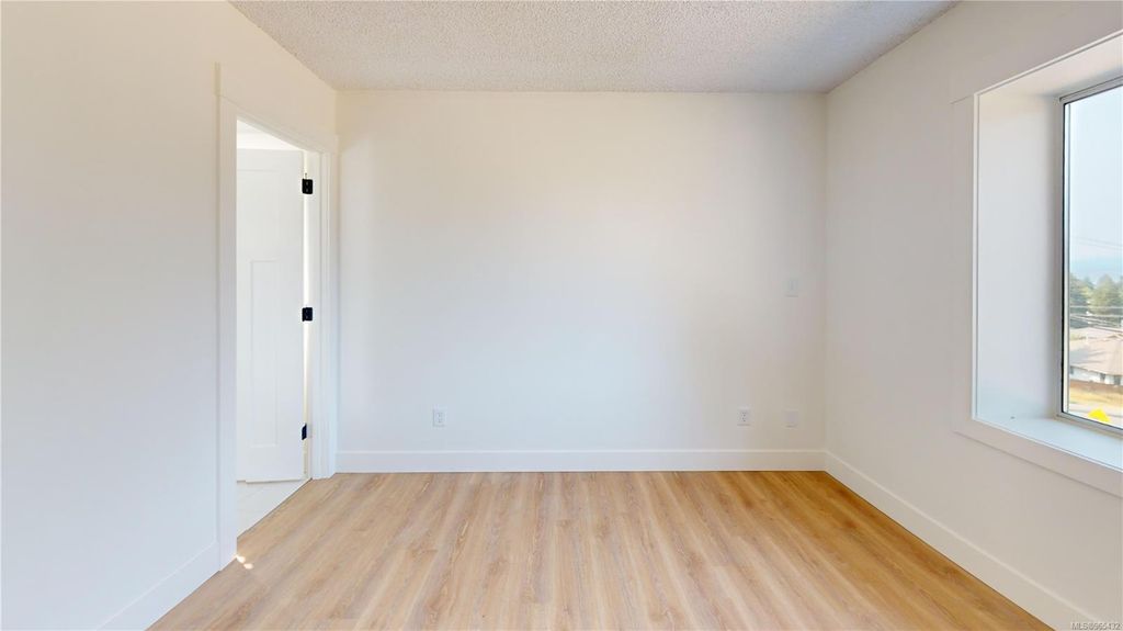 listing image 16042178642144999967