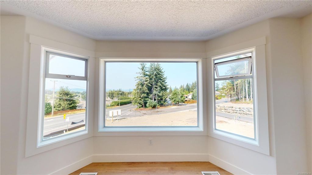 listing image 16041365476219324567