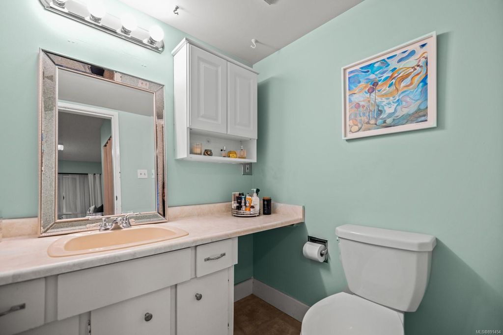 listing image 16042422613931098792