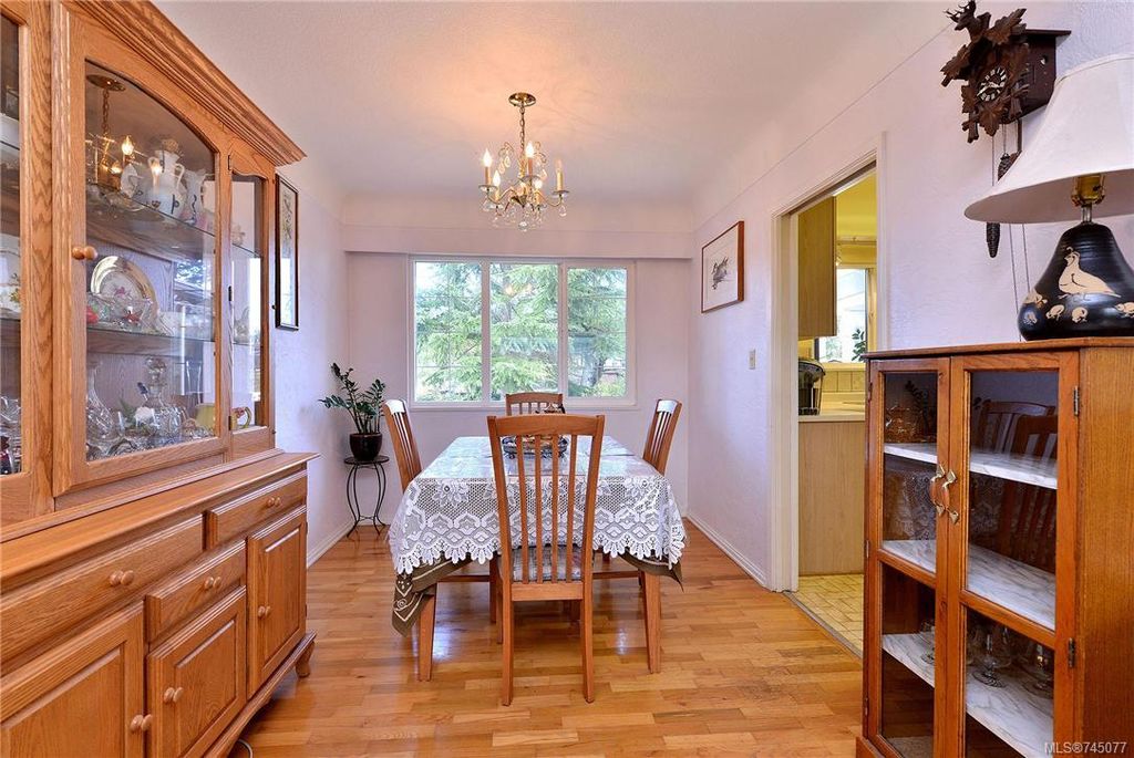 listing image 16046524789531411064