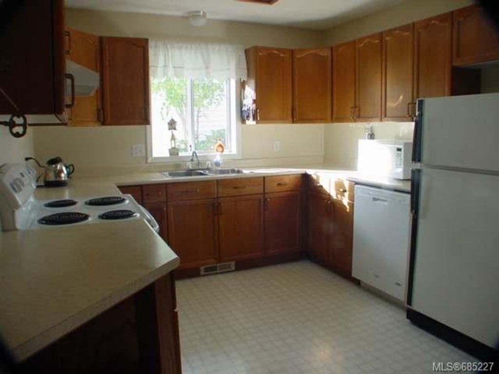 listing image 16043472289642564559