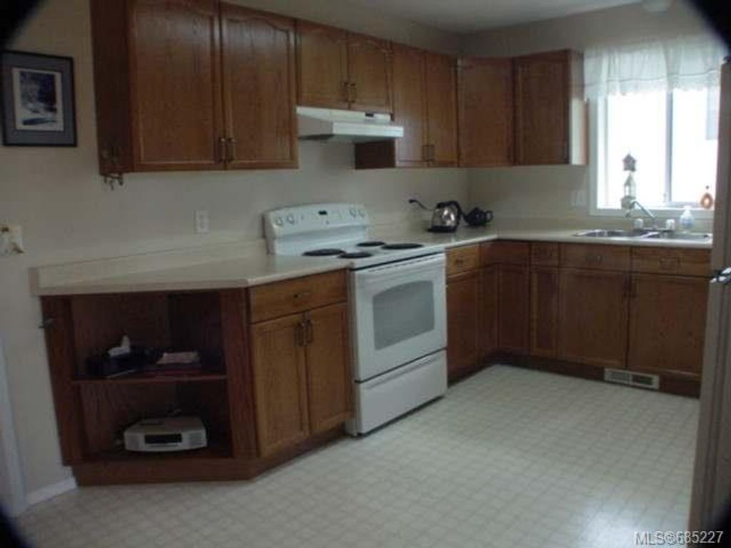 listing image 16045614041700356918