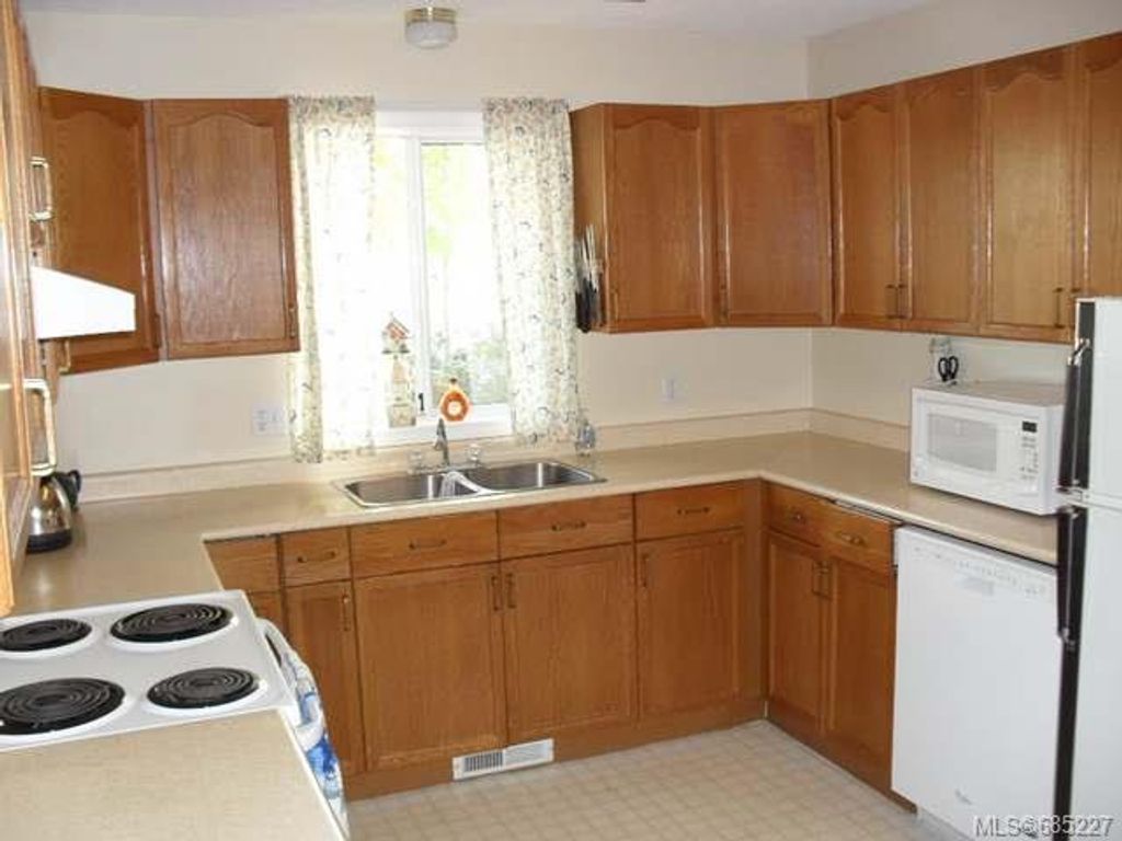 listing image 16045192823977635788