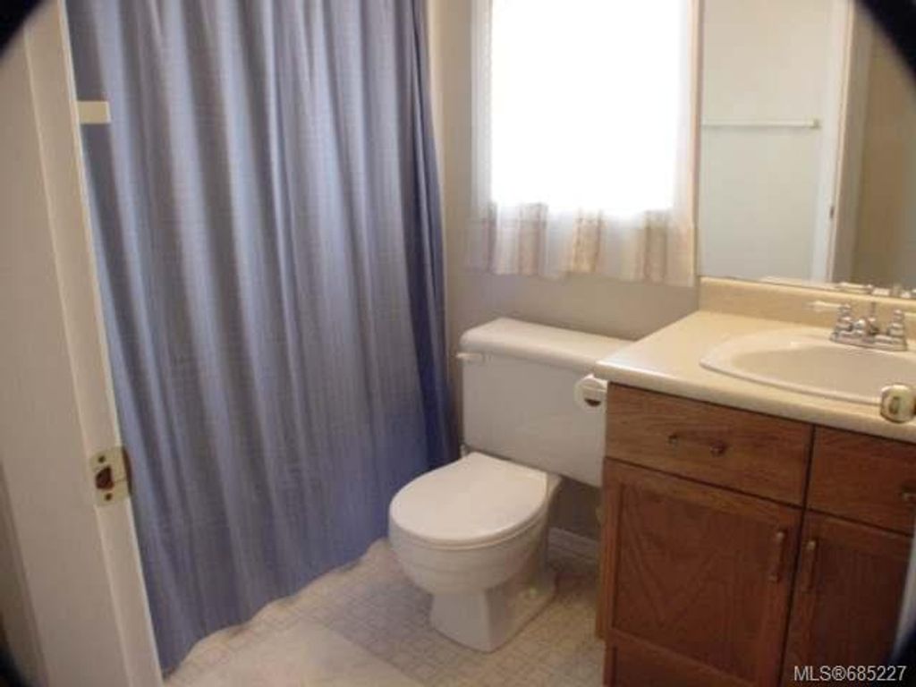 listing image 16049982717867950901