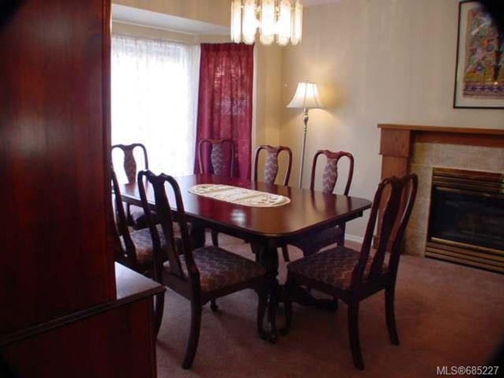 listing image 16044785342183566498