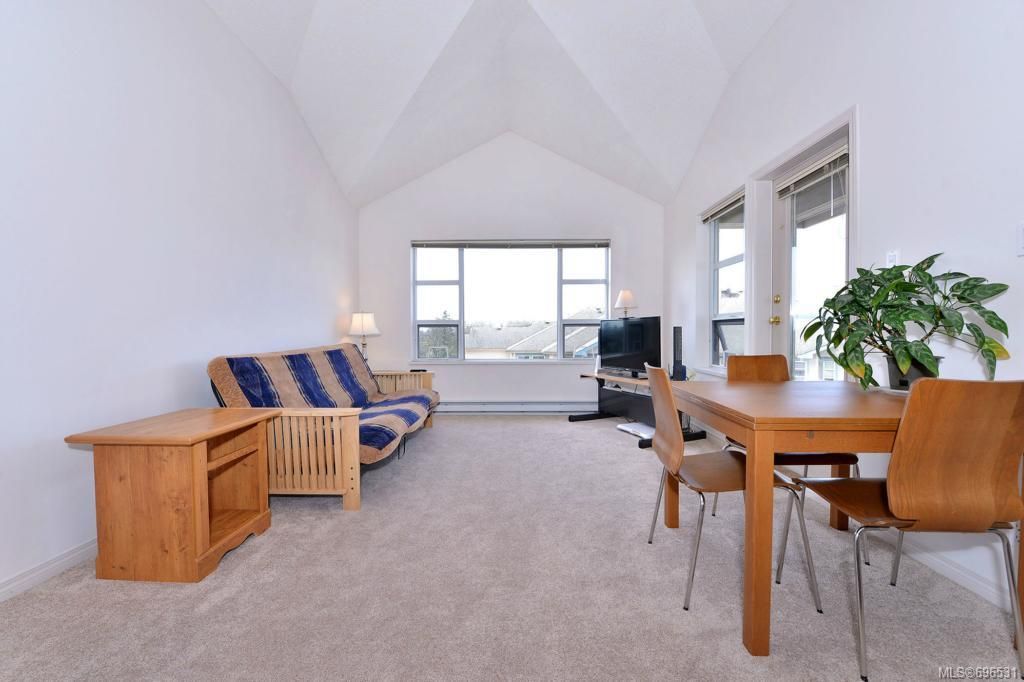 listing image 16047844419849386965