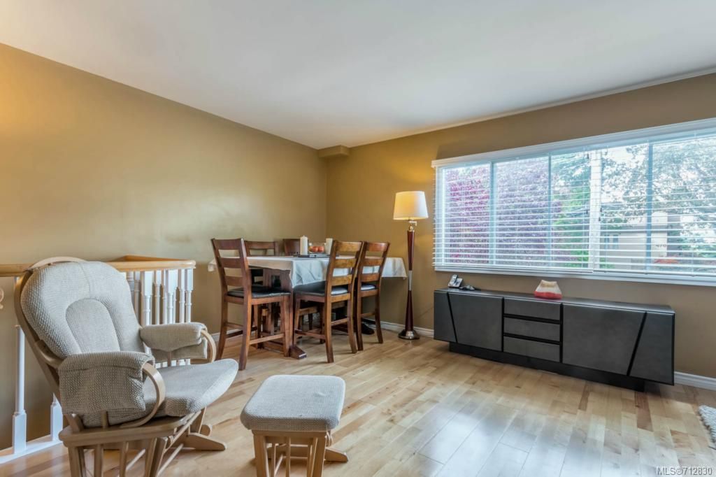 listing image 16044238786216875251