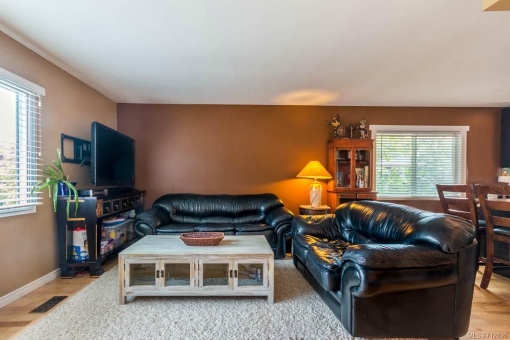 listing image 16041700073822774240