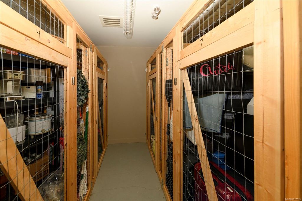 listing image 16043622950346020086