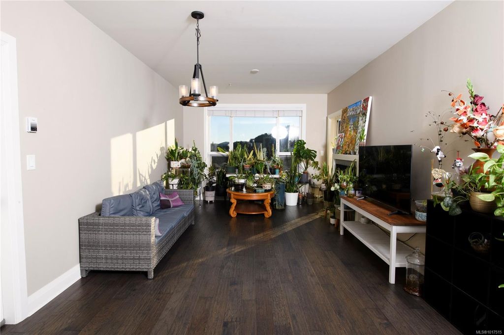 listing image 16041222038695241514