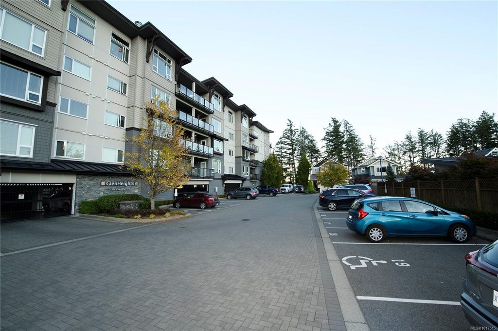 listing image 16040496873125818227