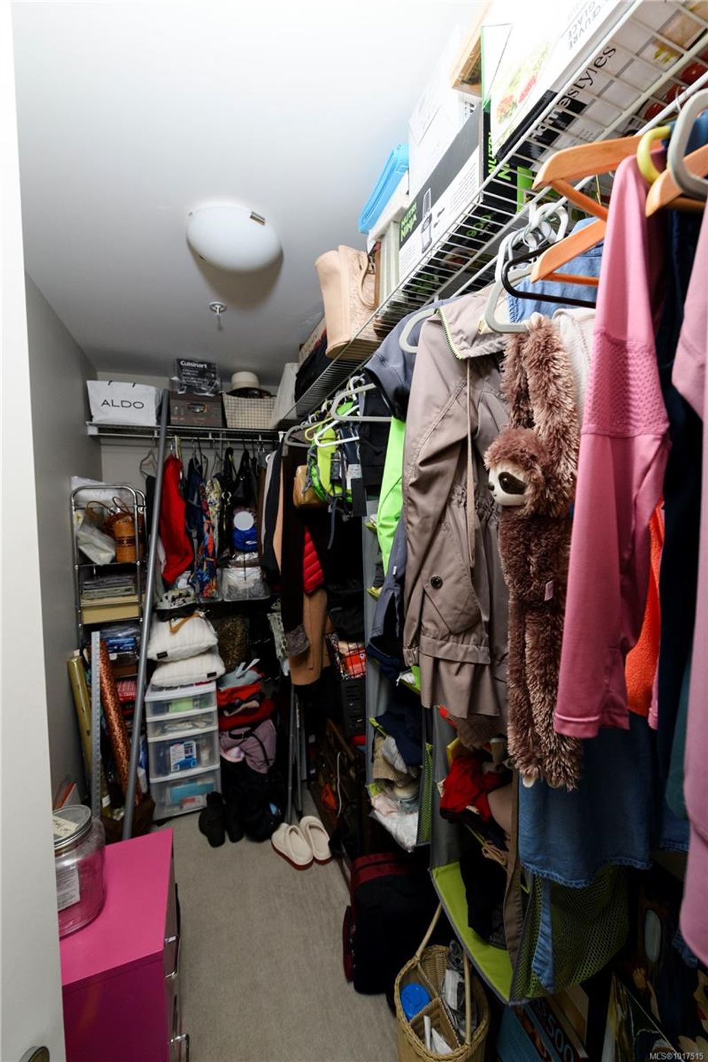 listing image 16043131302476767599