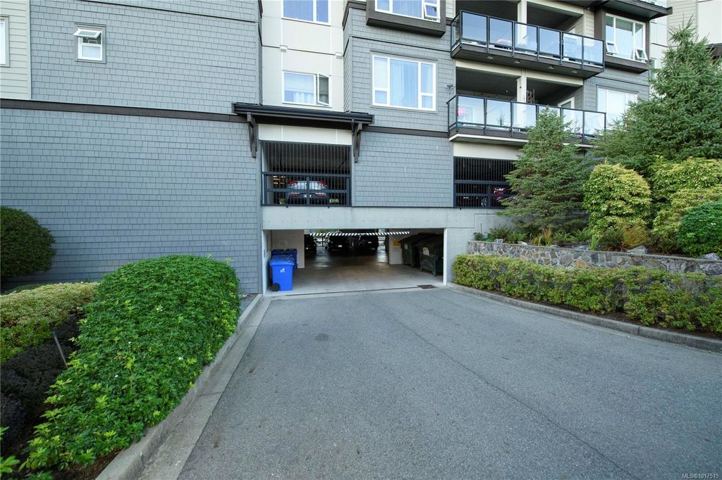 listing image 16042768035684329443