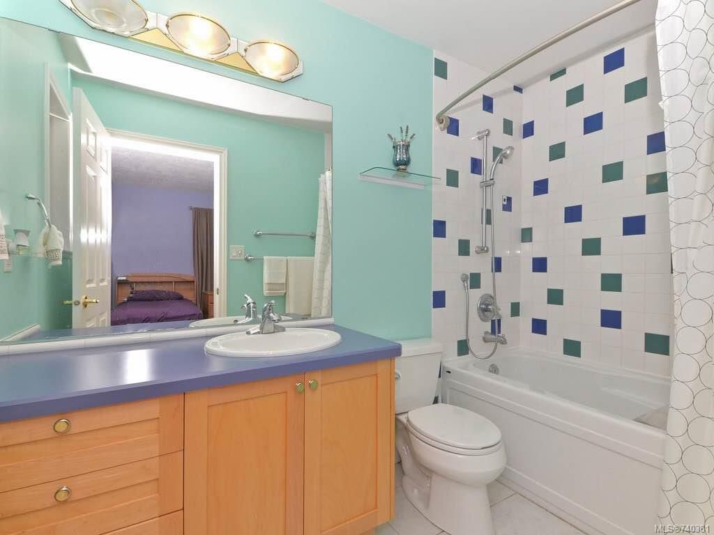 listing image 16041442831573853186