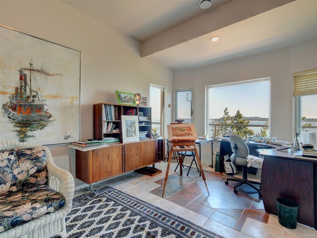 listing image 16042837016674