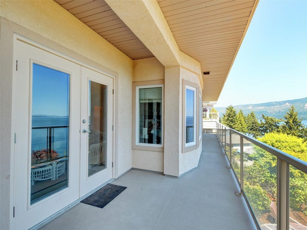 listing image 16041158875194